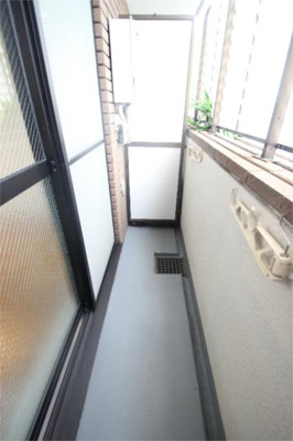 【バルコニー】 | メインステージ久が原第Ⅱ | 開放的で明るい空間を演出してくれるバルコニーです