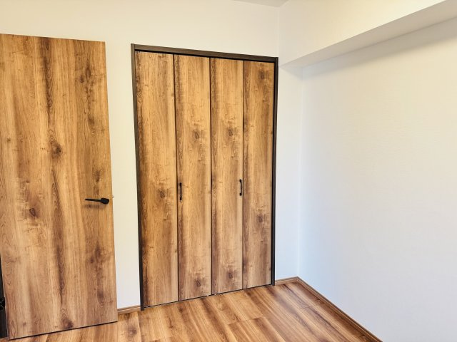 コーラル京王堀之内の収納|～収納力の高いクローゼット完備～