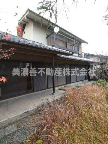 ６６０８２　岐阜市津島町中古戸建ての外観|南面から