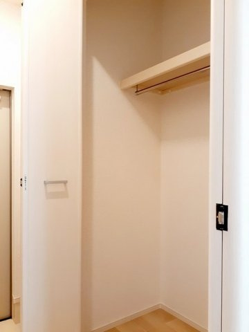 ウエストリバー　五番館の収納