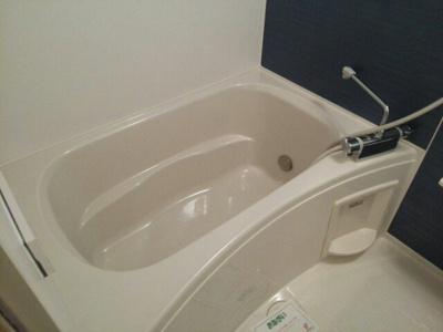 【浴室】 | エミネンスムラカワⅡ | 落ち着いた空間のお風呂です