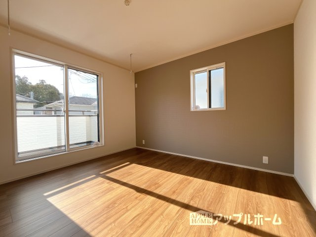 熊谷市妻沼　新築戸建　全4区画　の洋室|２階居室は全室収納あり！たっぷりある収納活用でお部屋もキレイを保てます♪