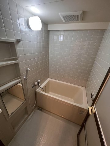 プリオーレ神戸山ノ手の浴室