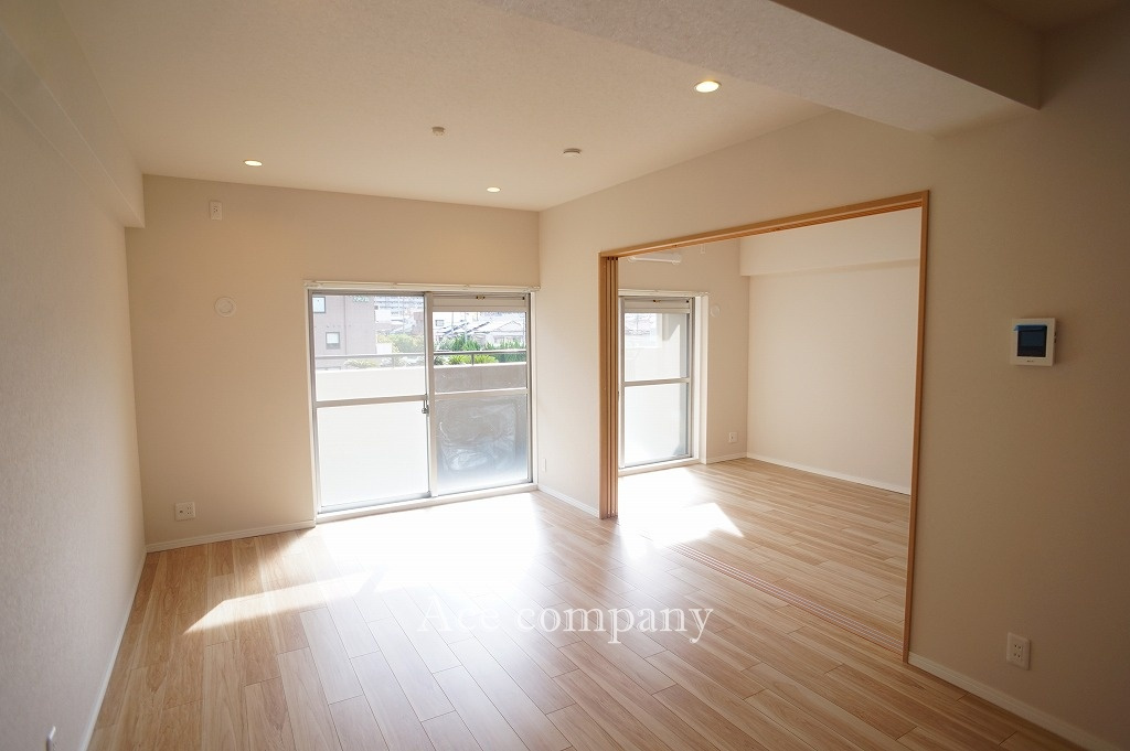 【居間・リビング】の画像