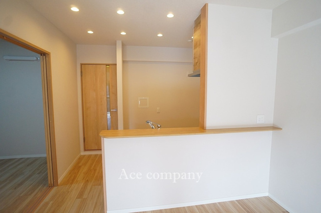 【キッチン】 | シャトー第3八戸の里 | 対面式のカウンターキッチンです♪