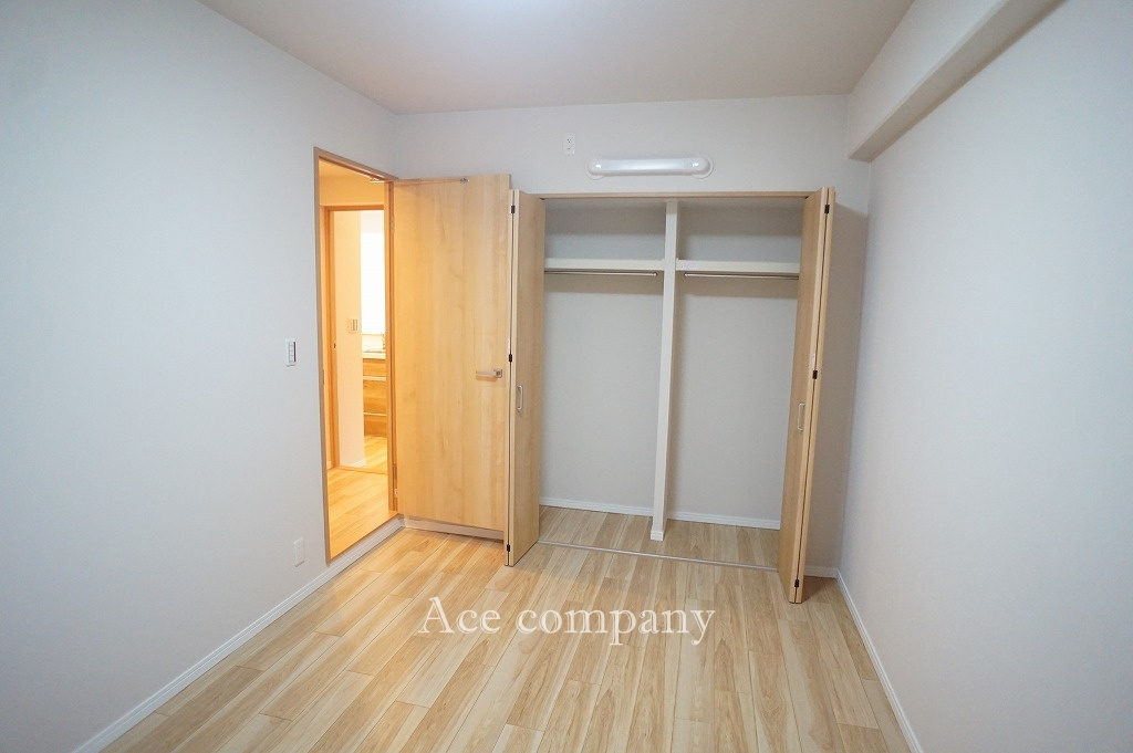 【寝室】の画像