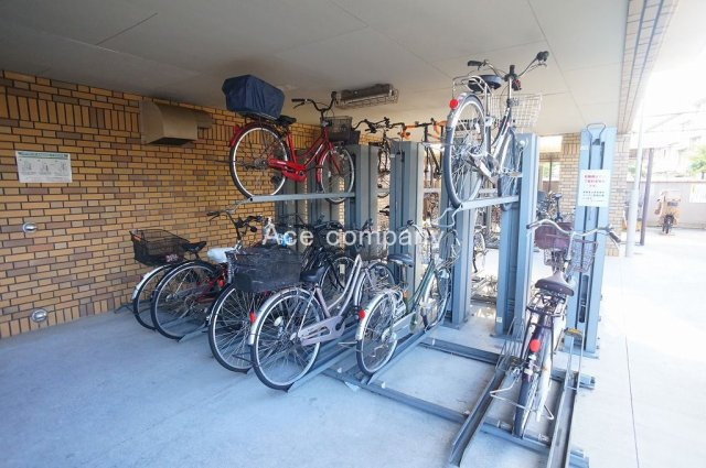 【駐輪場】の画像