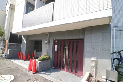 【エントランス】 | ル・リオン牛込柳町