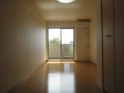 【内装】 | ソレイユ・道 | 内装です