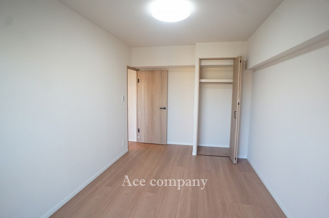 【子供部屋】 | 住吉ニューライフ | 【洋室：東側6.3帖】クローゼット完備です♪