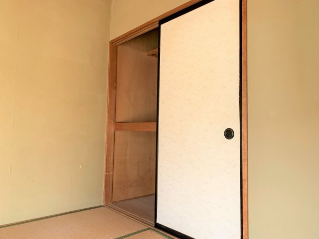 昭和ハイツ三千鶴の収納|小物を収納するのに便利です