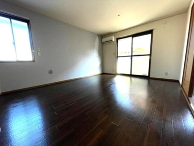 【居間・リビング】 | パークハイム