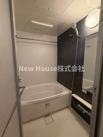 Alivis十条の浴室