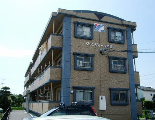 熊本市南区御幸笛田１丁目の賃貸マンションの外観