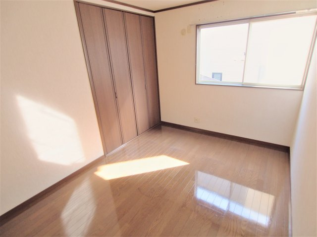 ヴィラ矢野の洋室