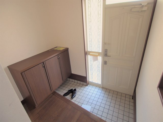 ヴィラ矢野の玄関