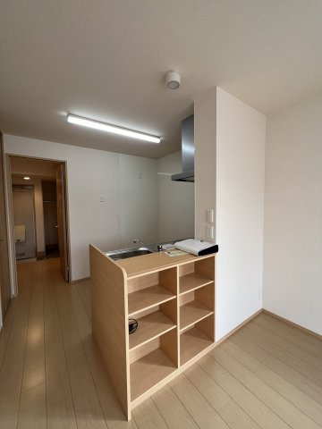 ムーンファクシの収納|キッチン裏収納棚