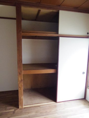 小物を収納するのに便利です