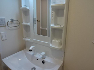 洗髪洗面化粧台