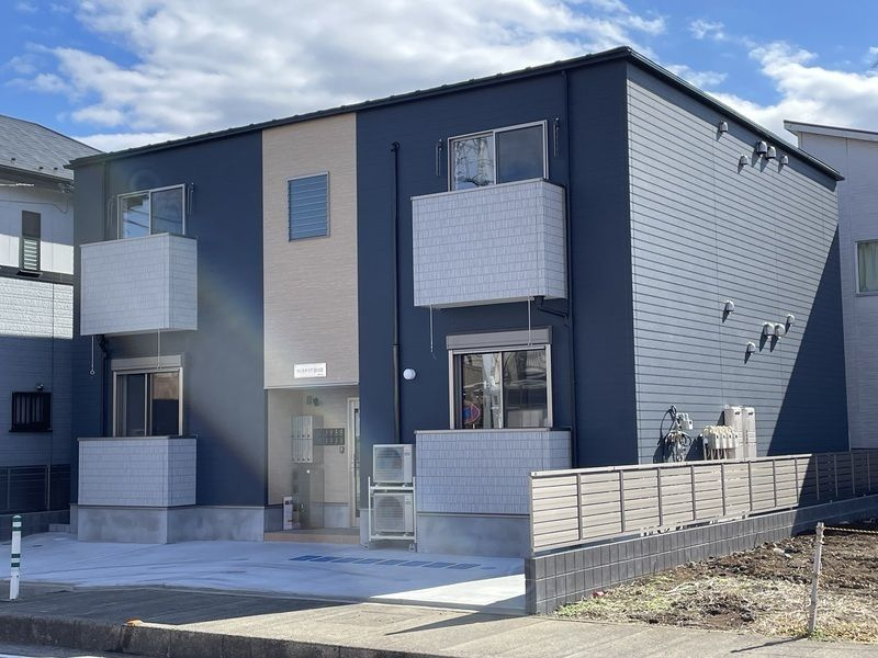 ウィスタリア春日部のエントランス