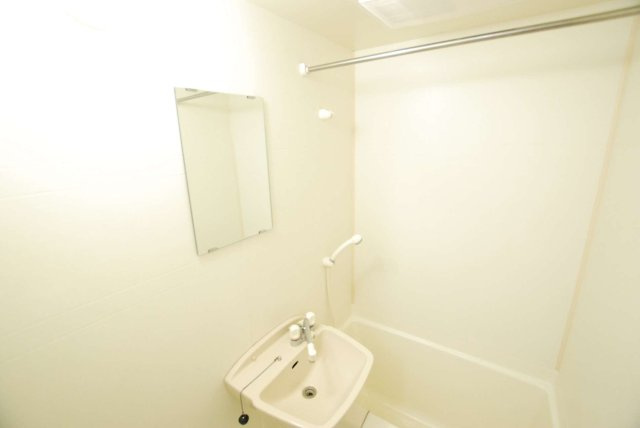 中はこのようになっています