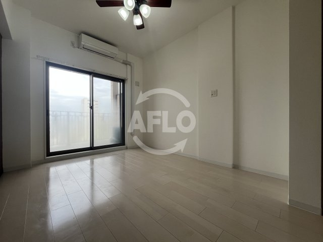 Luxe新大阪アルファの居間・リビング|Luxe新大阪α　リビング