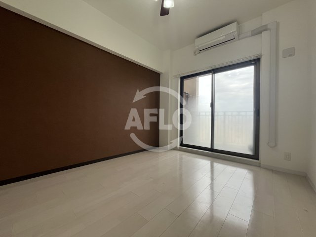 Luxe新大阪アルファの洋室|Luxe新大阪α　洋室