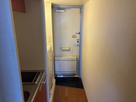 収納もある玄関です