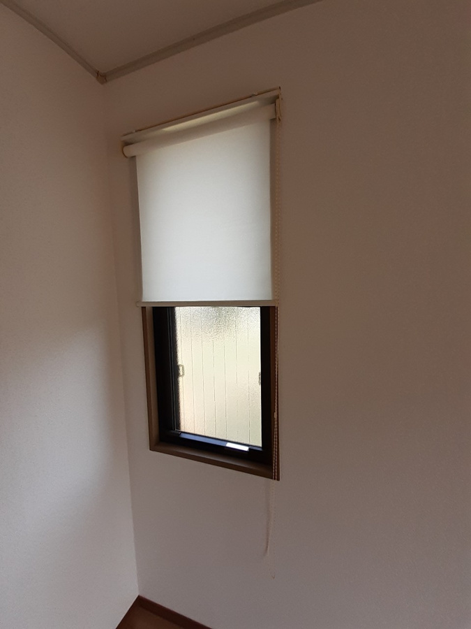 明るい色調の室内です