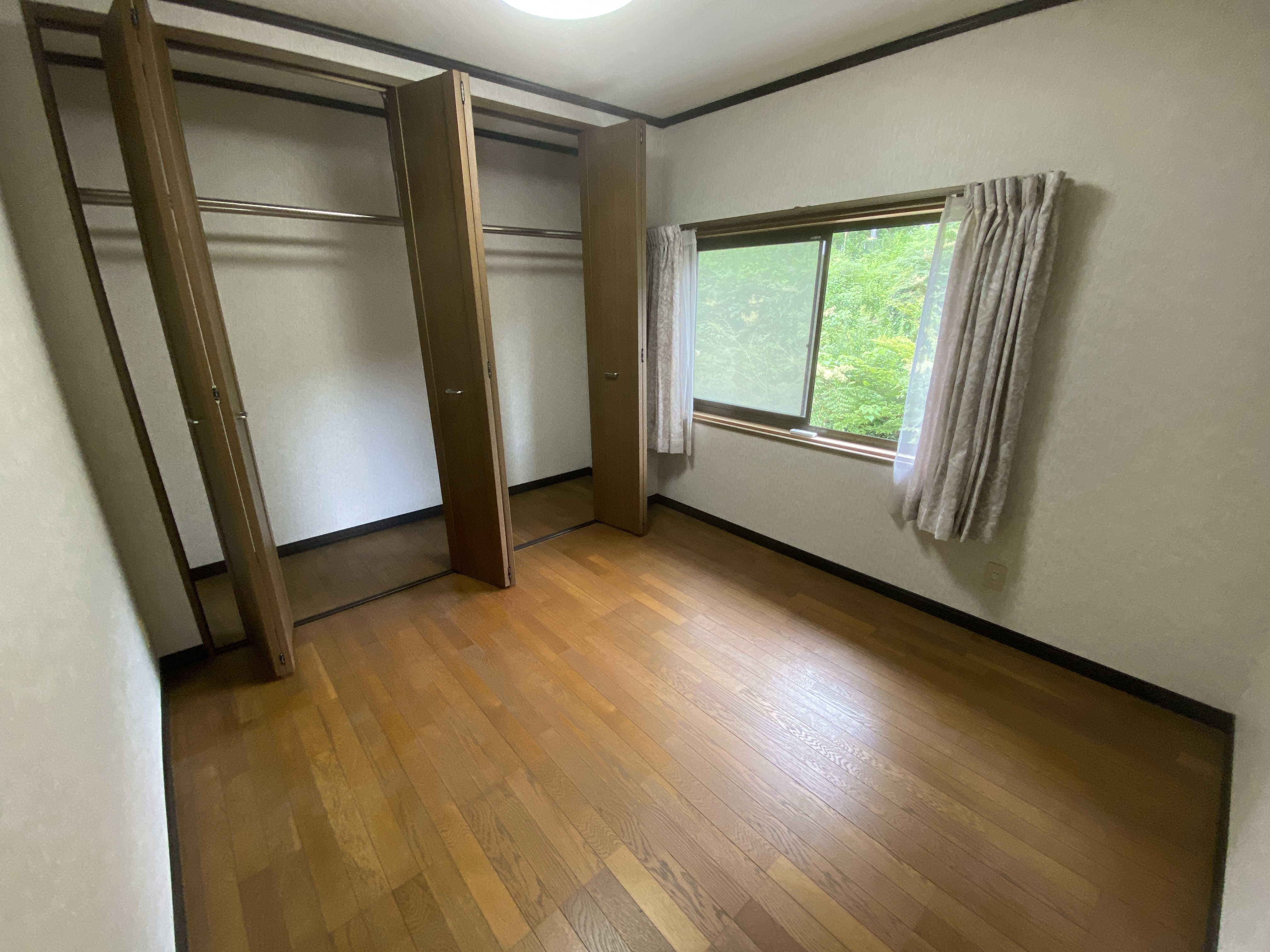 丹波市氷上町油利の中古一戸建の洋室|2階4.5帖