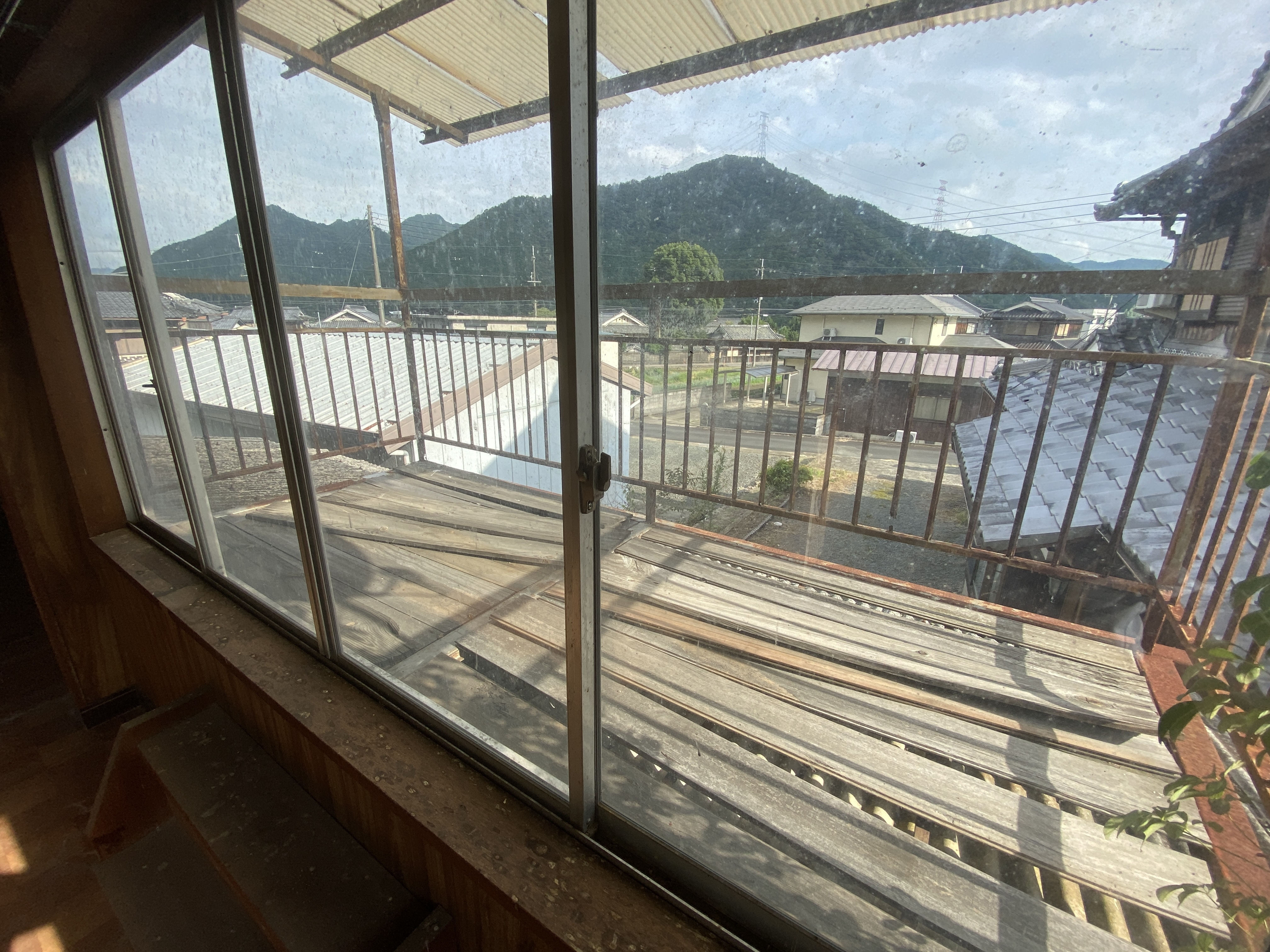 丹波市氷上町油利の中古一戸建のその他|倉庫ベランダ