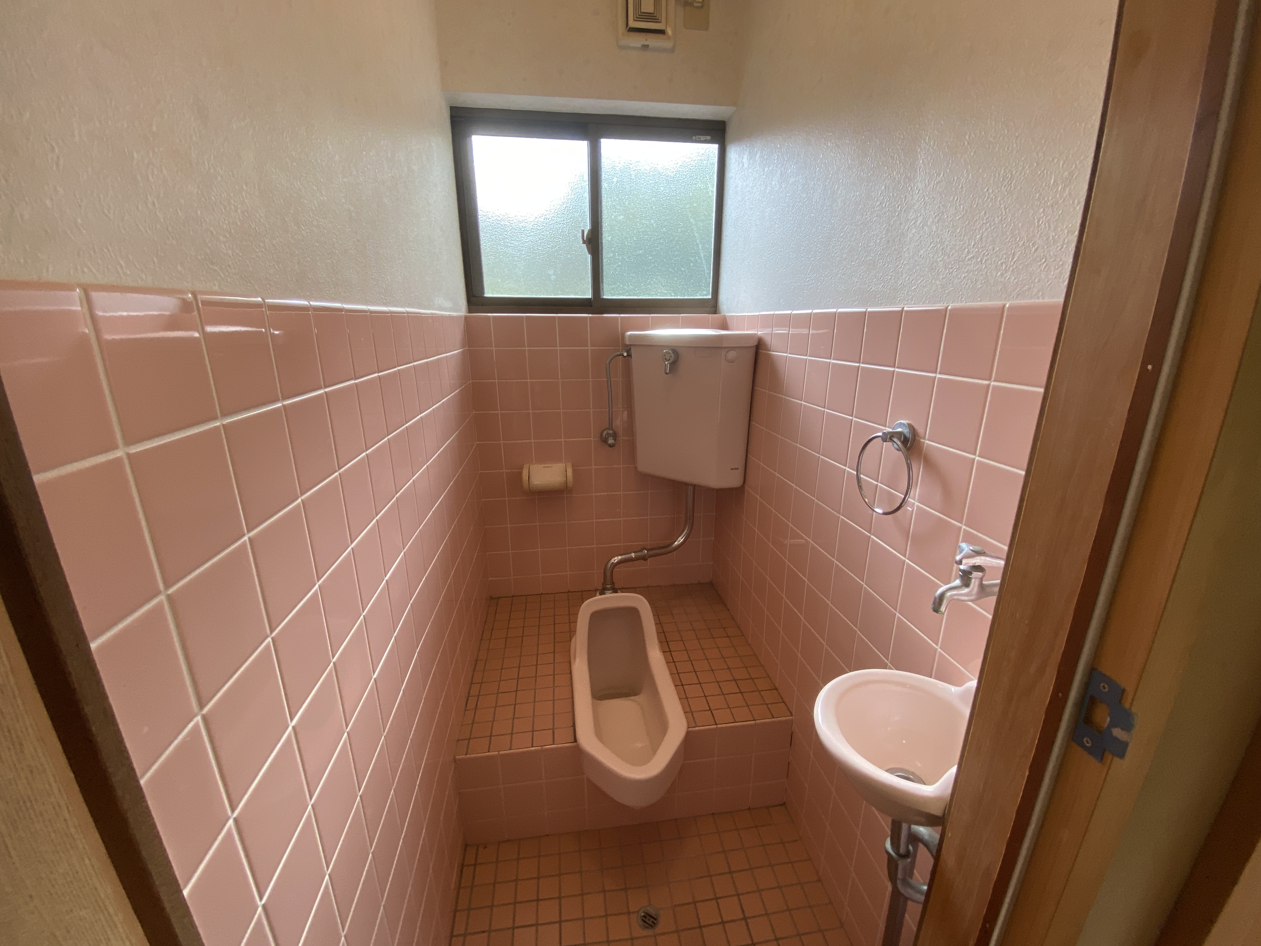 丹波市氷上町油利の中古一戸建のトイレ