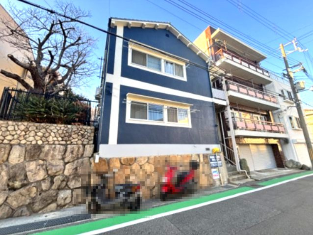 エルパラッツォ篠原(藤野荘)の外観