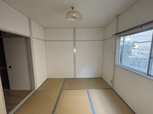 エルパラッツォ篠原(藤野荘)の和室