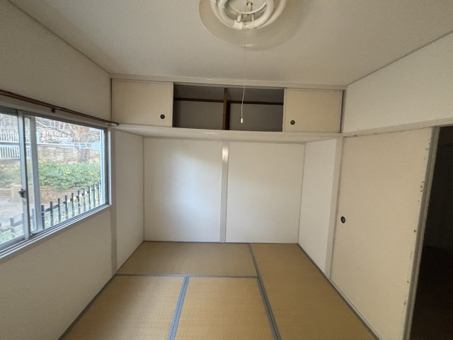 エルパラッツォ篠原(藤野荘)の和室