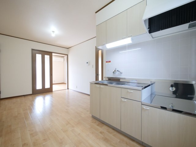 グリーンライフ一宮の居間・リビング