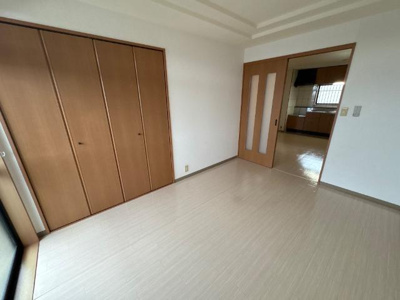 【居間・リビング】 | プライムガーデンⅡ | リビング