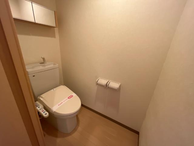 【トイレ】 | リリーガーデン | シャワー付トイレ