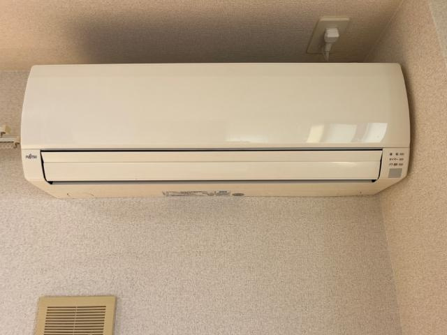 【設備】 | リリーガーデン | エアコン