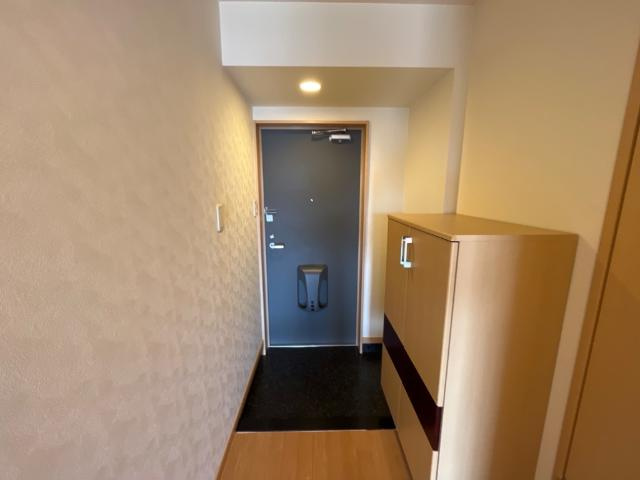 【玄関】 | リリーガーデン | ◆不動産すまラボの新プラン◆入居時の費用負担が0円で入居可能♪お気軽にお尋ねください♪