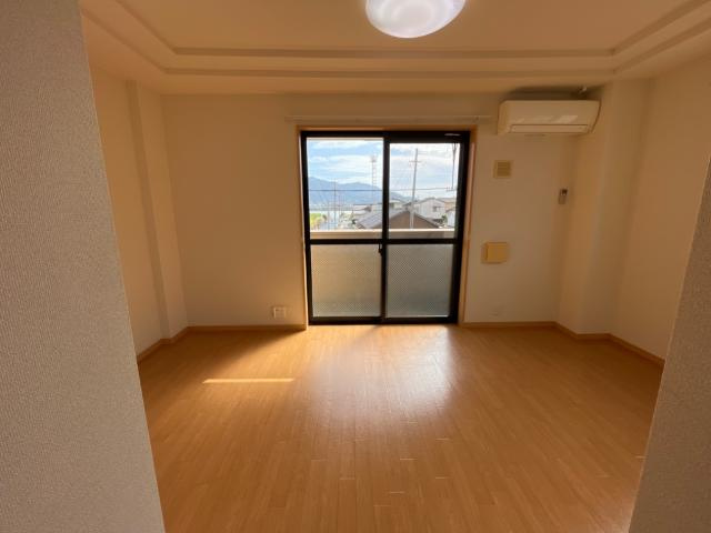 【居間・リビング】 | リリーガーデン | リビング