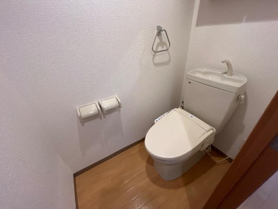 【トイレ】 | サン・ベルジュ | シャワー付トイレ