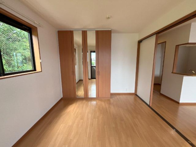 【寝室】 | サン・ベルジュ | 寝室