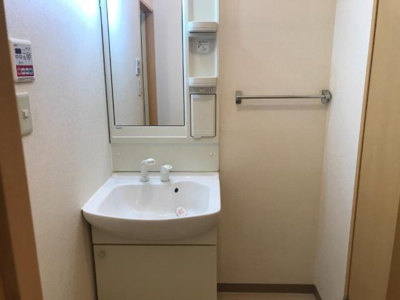 【洗面所】 | ベティヒルズ | 洗髪洗面化粧台