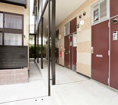 【その他】 | レオパレスＴ＆Ｓ | 共用部分は清掃業者が清掃しています。