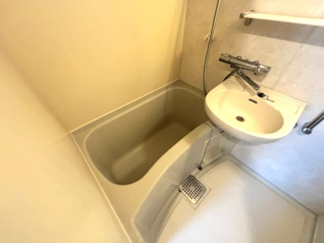 ジョイフル六甲Ⅴの浴室