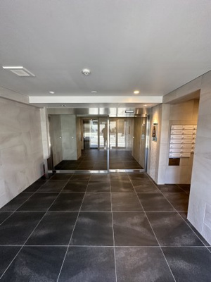 【ロビー】 | リライア横濱鶴見