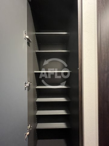 プレジオ江坂SOUTHの収納|プレジオ江坂SOUTH　シューズボックス