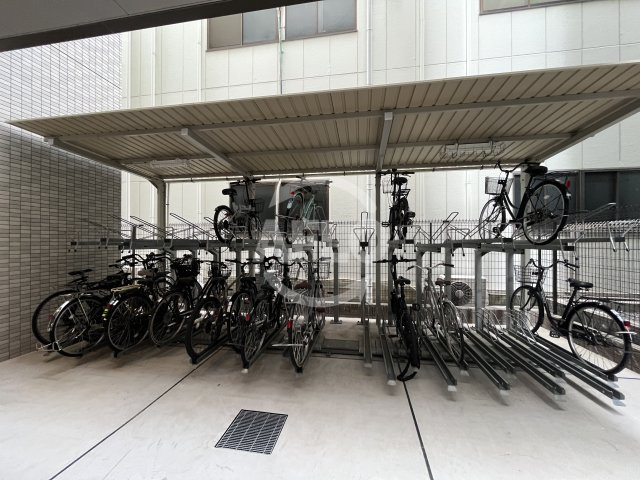 プレジオ江坂SOUTHのその他|プレジオ江坂SOUTH　駐輪場