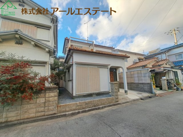 加古川市野口町北野　　中古戸建の前面道路含む現地写真